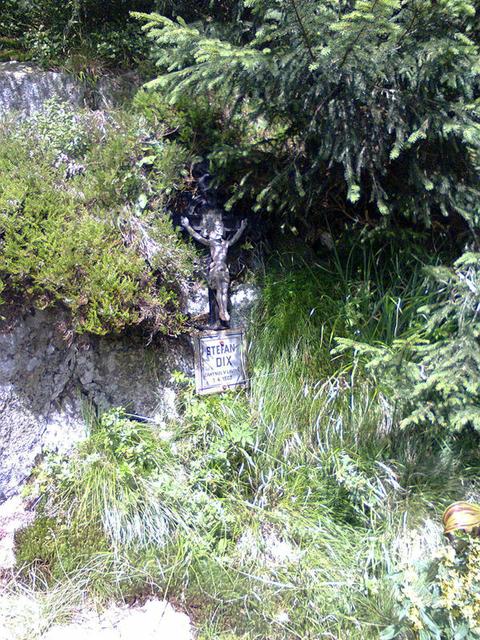 Image for Small cross commemorating Stefan Dix