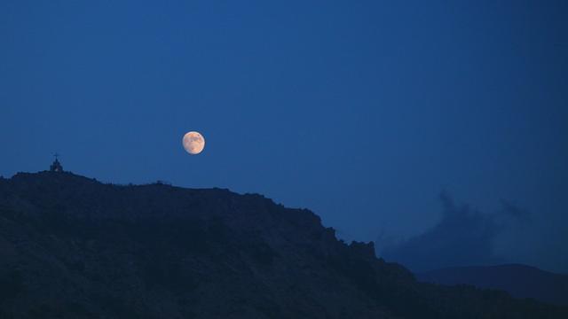 Image for moon over bsharre